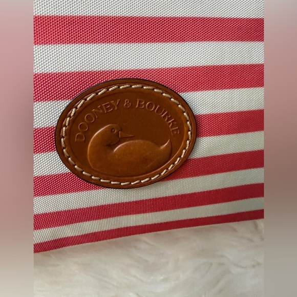 Dooney & Bourke Women's Stripe Shopper Tote Red. NWOT - Picture 10 of 11